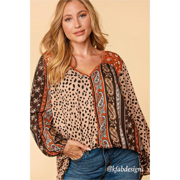 Tops - ❤️LAST 1! V Neck Soft Knit Boho Leopard/Floral Color Block Top w/Bubble Sleeves